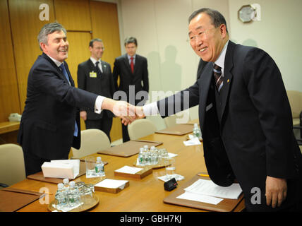 British Prime Minister Gordon Brown (left) meets with UN Secretary General Ban Ki-Moon at the United Nations HQ, during his one day visit to New York City. Stock Photo