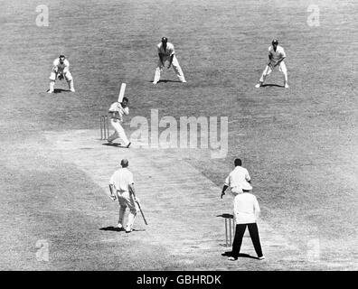 Cricket - Frank Worrell Trophy - Fifth Test - Australia v West Indies - Third Day Stock Photo