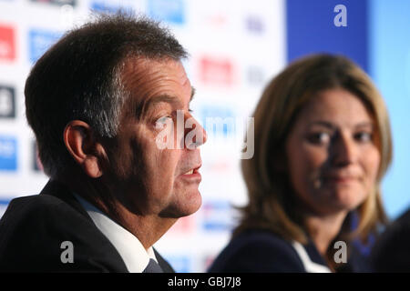 England national selector Geoff Miller (Left) and England women's captain Charlotte Edwards during a press conference at Lord's Cricket Ground, London. Stock Photo