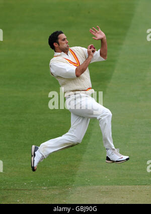 Cricket - Champion County Match - Marylebone Cricket Club v Durham - Lord's. MCC's and Worcestershire's Kabir Ali Stock Photo