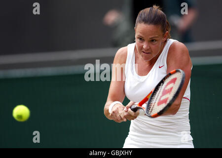 Tennis - Wimbledon 2004 - Quarter Final - Lindsay Davenport v Karolina Sprem Stock Photo