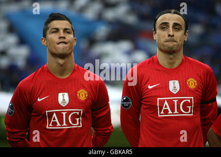 Soccer - UEFA Champions League - Quarter Final - Second Leg - FC Porto v Manchester United - Estadio do Dragao Stock Photo