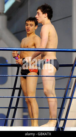 Great Britain's Tom Daley (left) during practice in the FINA Diving World Series at Ponds Forge, Sheffield. Stock Photo