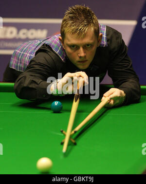 Northern Ireland's Mark Allen during his second round match during the Betfred.com World Snooker Championship at The Crucible Theatre, Sheffield. Stock Photo