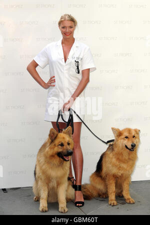Jodie Kidd launches the St Tropez new odour-less Aromaguard tan that goes undetected, even by sniffer dogs, at Boots on Oxford Street in central London. Stock Photo