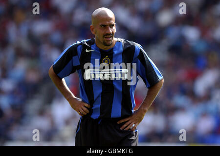 Soccer - Friendly - Bolton Wanderers v Inter Milan. Juan Sebastian Veron, Inter Milan Stock Photo