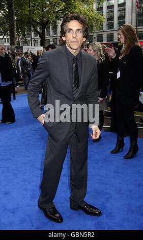 BEN STILLER, NIGHT AT THE MUSEUM: BATTLE OF THE SMITHSONIAN, 2009 Stock ...