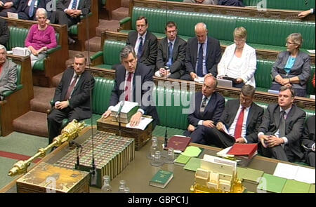 Prime Minister Gordon Brown makes a statement regarding the inquiry into the war in Iraq. Stock Photo