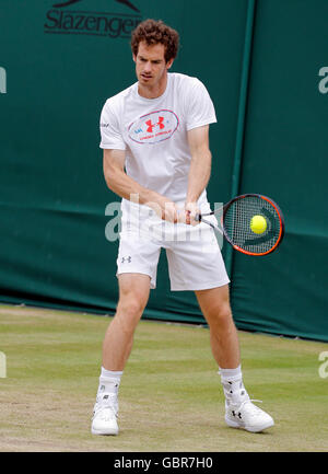 London, UK. 8th July, 2016. Andy Murray On Practice Court Great Britain The Wimbledon Championships 2016 The All England Tennis Club, Wimbledon, London, England 08 July 2016 Men's Singles Semi Finals The All England Tennis Club, Wimbledon, London, England 2016 Credit:  Allstar Picture Library/Alamy Live News Stock Photo