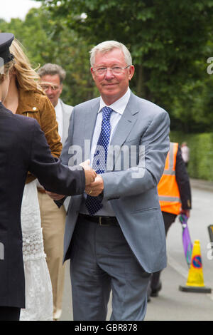 Wimbledon London, UK. 8th July 2016. Former Manchester United manager Sir Alex Ferguson  arrives on Day 12 of the 2016 Wimbledon Tennis Championships Credit:  amer ghazzal/Alamy Live News Stock Photo