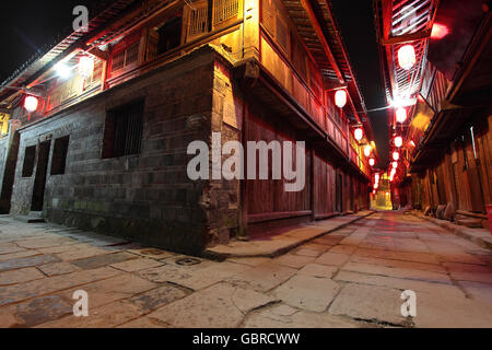 Sichuan city of Yibin Province Li Zhuang town at night Stock Photo