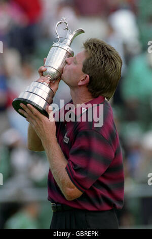 Golf - 123rd British Open Golf Championship - Turnberry. Nick Price of Zimbabwe kisses the 123rd Open Golf Championship trophy after clinching the title at Turnberry Stock Photo