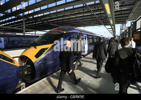 A 140mph Hitachi 395 train at London's St Pancras International for a preview of the UK's new high speed train service. Stock Photo