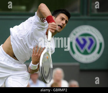 Tennis - 2009 Wimbledon Championships - Day One - The All England Lawn Tennis and Croquet Club Stock Photo
