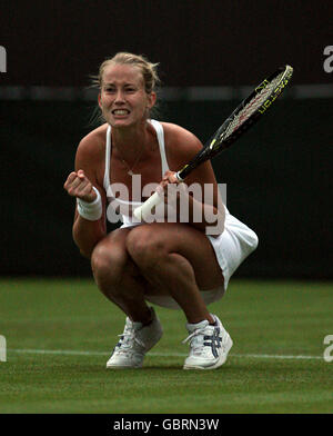 Tennis - 2009 Wimbledon Championships - Day One - The All England Lawn Tennis and Croquet Club Stock Photo