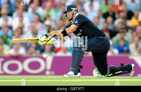 Cricket - ICC World Twenty20 Cup 2009 - Super Eights - England v West Indies - The Brit Oval. England's Kevin Pietersen in action Stock Photo