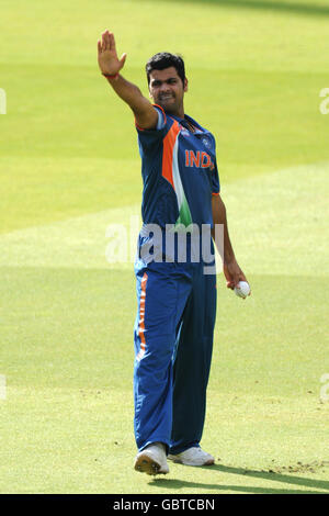 Cricket - ICC World Twenty20 Cup 2009 - Super Eights - Group E - England v India - Lord's. Rudra Pratap Singh, India Stock Photo