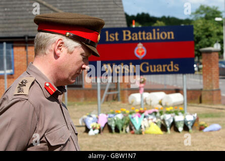 Major General Bill Cubbitt, commander of the Household Division, talks to media outside the barracks for the 1st Battalion Welsh Guards in Aldershot, Hampshire, after the death of Lieutenant Colonel Rupert Thorneloe in Afghanistan. Stock Photo