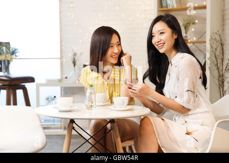 Bestie watch mobile phone Stock Photo