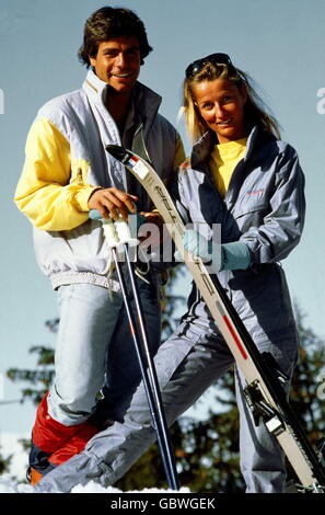 1980s ski fashion hi-res stock photography and images - Alamy