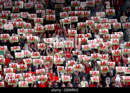 Soccer - FIFA World Cup 2006 Qualifier - Group Six - England v Wales Stock Photo