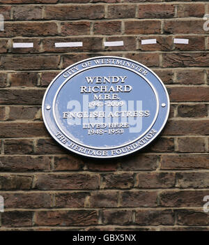 Wendy Richard plaque unveiled Stock Photo