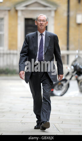 Chairman of the Baha Mousa inquiry Sir William Gage arrives at Finlaison House where the inquest into the Iraqi civilian's death in British custody on Monday July 13, London. Stock Photo