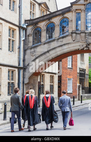 Oxford University students dressed in their formal sub fusc attire ...