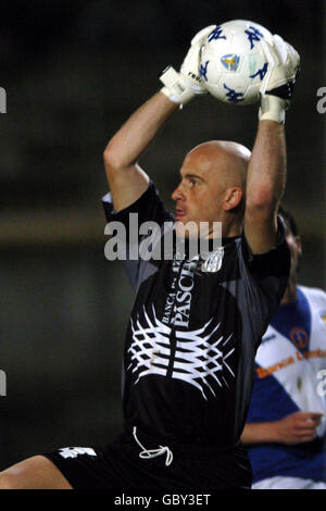 Soccer - Italian Serie A - Brescia v Siena. Siena goalkeeper Marco Fortin Stock Photo