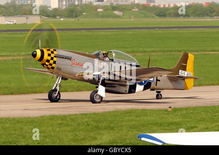 events, Second World War/WWII, aerial warfare, US American fighter aircraft North American P-51 Mustang 'Janie', Berlin Air Show, May 2002, Additional-Rights-Clearences-Not Available Stock Photo