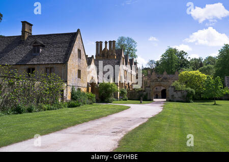 dh Stanway House COTSWOLDS GLOUCESTERSHIRE Jacobean manor houses in cotswold Stock Photo