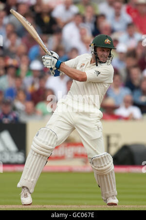 Cricket - The Ashes 2009 - npower Third Test - Day Five - England v Australia - Edgbaston. Australia's Michael Hussey bats during the third test at Edgbaston, Birmingham. Stock Photo