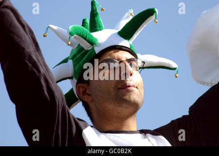 Cricket - ICC Champions Trophy 2004 - India v Pakistan. A pakistan fan cheers on his team Stock Photo