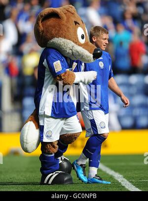 Soccer - Coca-Cola Football League Championship - Leicester City v Swansea City - Walkers Stadium Stock Photo