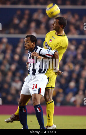 West Bromwich Albion's Robert Earnshaw (l) is outjumped by Charlton Athletic's Jonathan Fortune (r) Stock Photo