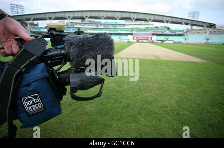 Cricket - Preparing the Pitch at the Brit Oval. The pitch for the Ashes at the Brit Oval. Stock Photo