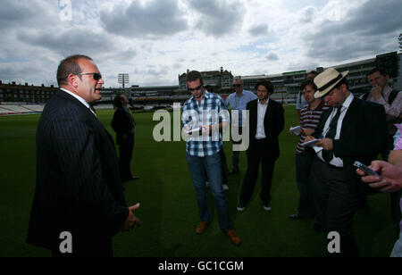 Cricket - Preparing the Pitch at the Brit Oval. Clive Stephens is questioned by the media as he introduces techniques for preparing the pitch for the Ashes at the Brit Oval. Stock Photo