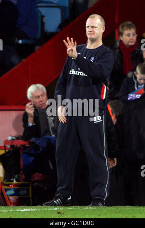 Soccer - FA Barclays Premiership - Crystal Palace v Charlton Athletic. iain Dowie, Crystal Palace manager Stock Photo