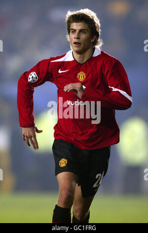 Soccer - UEFA Champions League - Group D - Fenerbahce v Manchester United. Gerard Pique, Manchester United Stock Photo