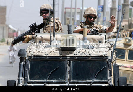 Members of The 40th Regiment The Royal Artillery in a snatch Land Rover during a patrol in Lashkar Gah, Afghanistan. Stock Photo