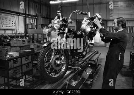 Industry - Manufacturing - Motorcycles - Norton Villiers Triumph - Meriden - 1975 Stock Photo