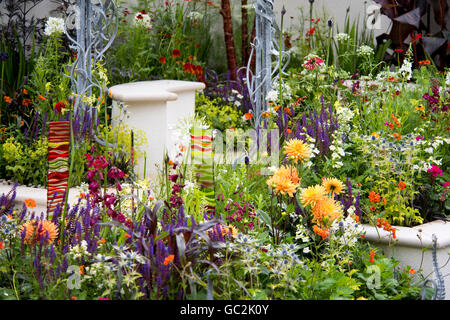 Birght summer colours in the New Horizons garden in the City Gardens category at The Hampton Court Palace Flower Show 2016 Stock Photo