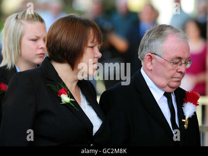 Parents of Lance Corporal James Fullarton of 2nd Battalion, The Royal Regiment of Fusiliers, Peter and Janice, arrive for the funeral of their son at Coventry Cathedral. Stock Photo