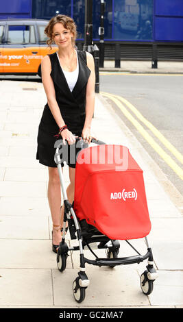 Bugaboo announces partnership with (RED) Stock Photo