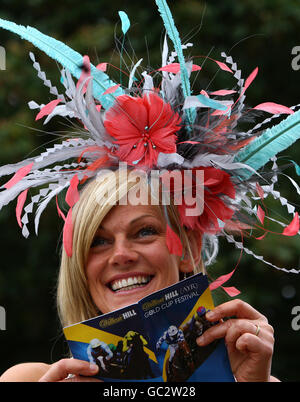 Alison Scott from Symington wearing a hat designed by Rachel Wilkes during the Gold Cup Festival at Ayr Racecourse, Ayr. Stock Photo