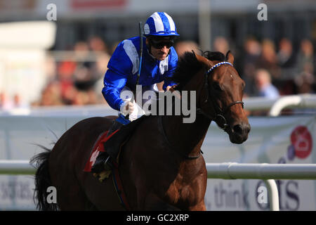 Mawatheeq ridden by Richard Hills during the Robinsons Designer Fashion At Bawtry Handicap Stock Photo