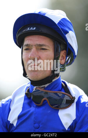 Horse Racing - The Ladbrokes St. Ledger Festival - The DFS Ladies Day - Doncaster Racecourse. Richard Hills, jockey Stock Photo