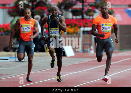 Great Britain's Rikki Fifton (left), Great Britain's Marlon Devonish and U.S.A's Shawn Crawford (right) during the Men's 200 meters Stock Photo