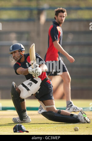 England's Ravi Bopara and Graham Onions during a net session at University of Witwatersrand in Johannesburg. Stock Photo