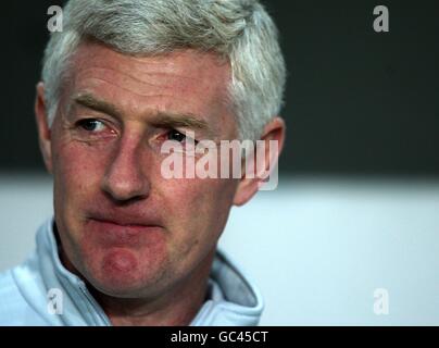 Soccer - FIFA World Cup 2010 - Qualifying Round - Group Three - Czech Republic v Northern Ireland - Spartan Stadium. Northern Ireland manager Nigel Worthington Stock Photo